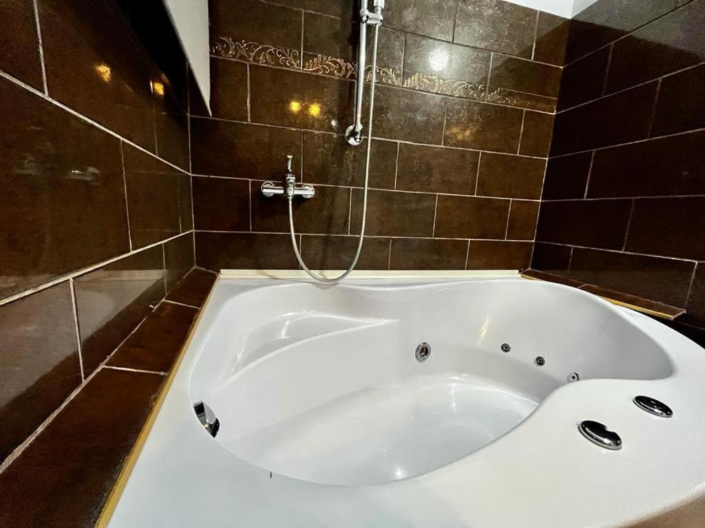 Kpm Downtown Apartments Bucureşti Eksteriør bilde